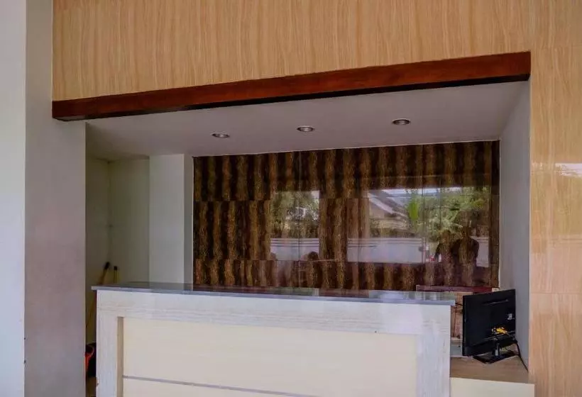 Hotel Oyo 2980 Graha Andi Putri