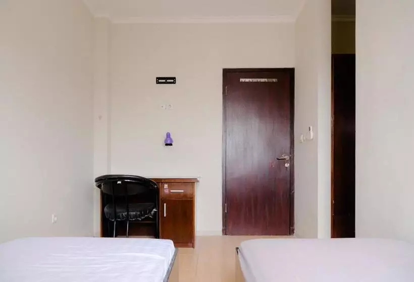 Hotel Oyo 2980 Graha Andi Putri