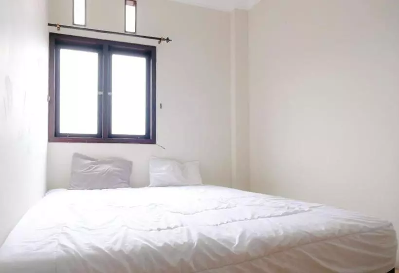 Hotel Oyo 2980 Graha Andi Putri