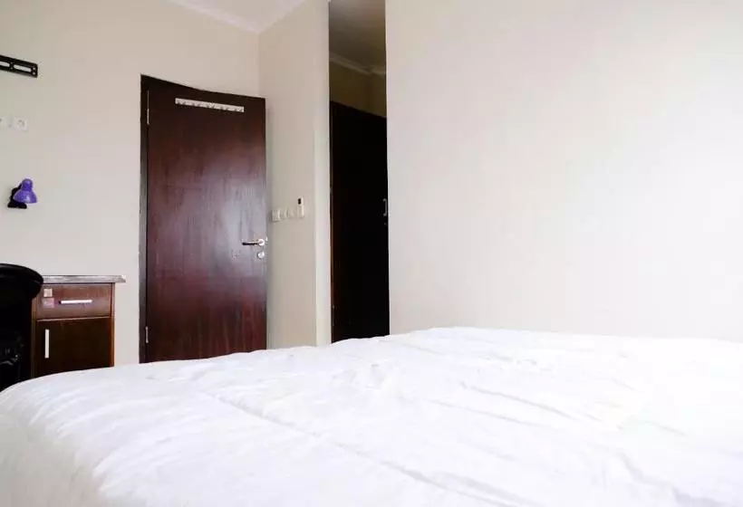 Hotel Oyo 2980 Graha Andi Putri