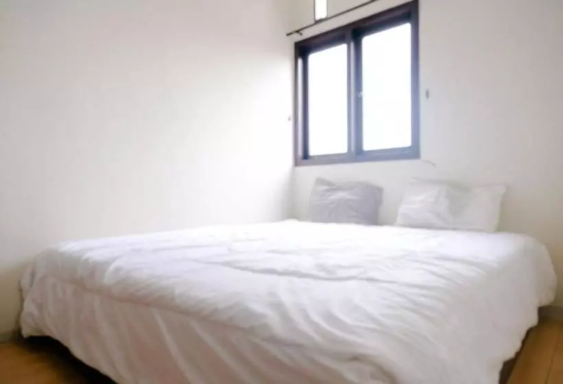 Hotel Oyo 2980 Graha Andi Putri