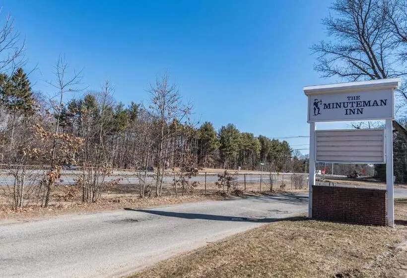 Hotelli The Minuteman Inn