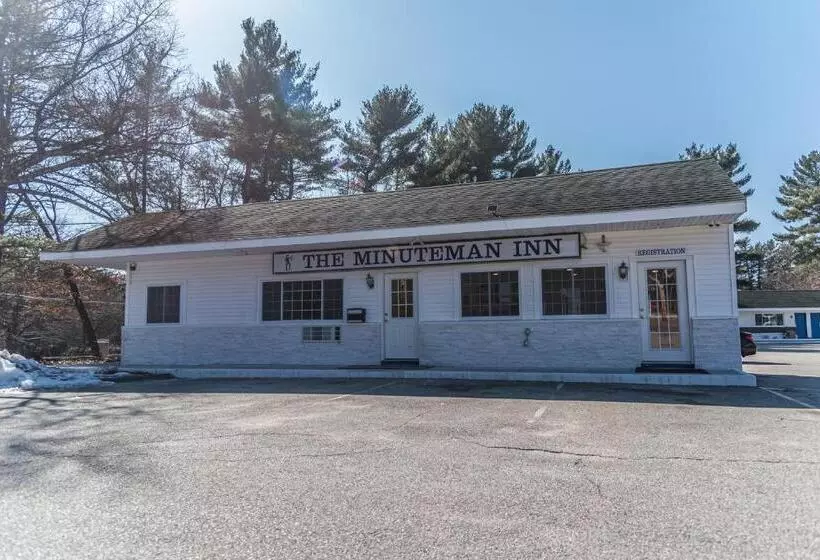Hotelli The Minuteman Inn