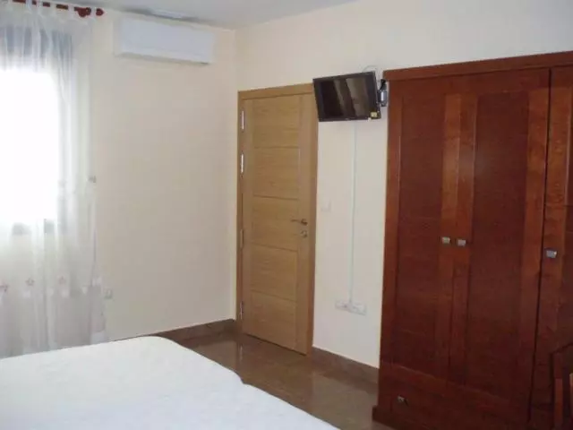 ペンション Hostal El Altozano