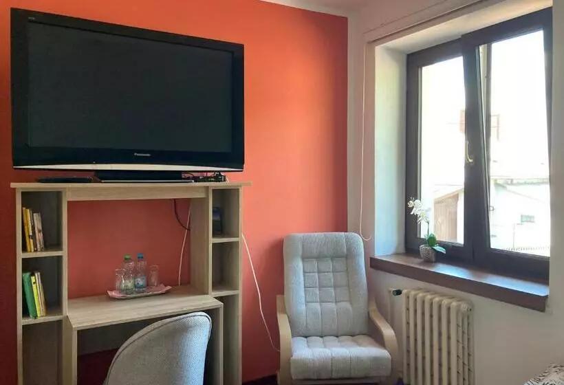 Majatalo Hospůdka U Rybníčku