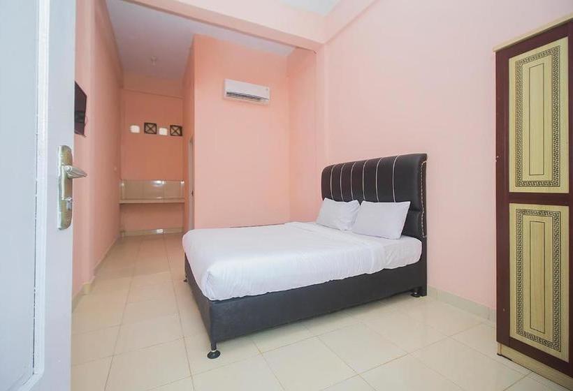 호텔 Oyo 2888 Nayni Kost