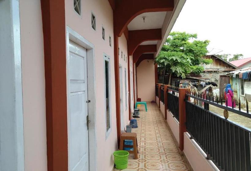 호텔 Oyo 2888 Nayni Kost