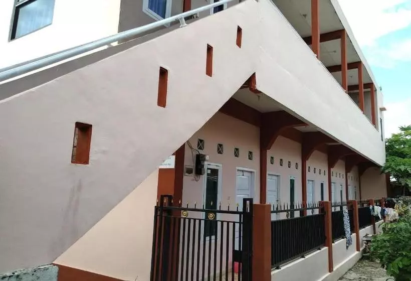 هتل Oyo 2888 Nayni Kost