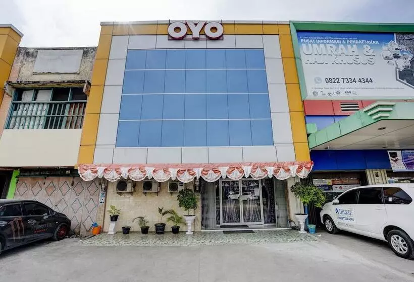 Hotelli Oyo 2972 Wisma Sartika