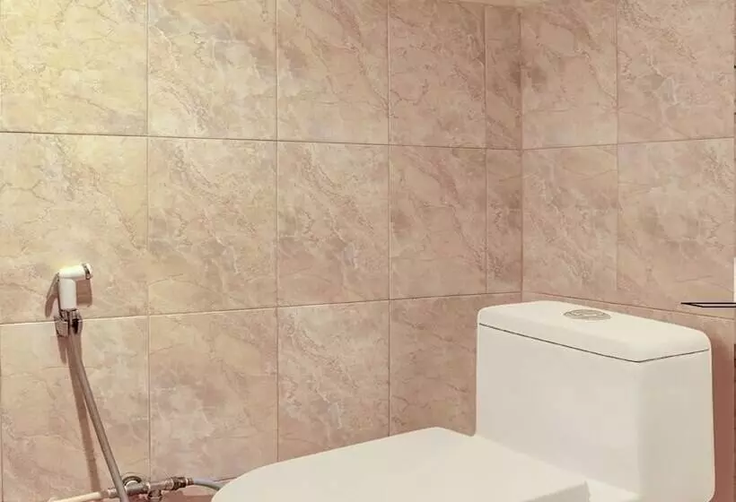 Hotelli Oyo 2972 Wisma Sartika