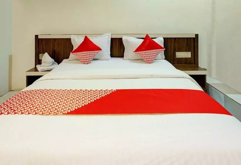 Hotelli Oyo 2972 Wisma Sartika