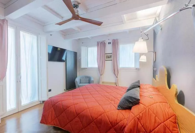 تختخواب و صبحانه Malagigi Guest House