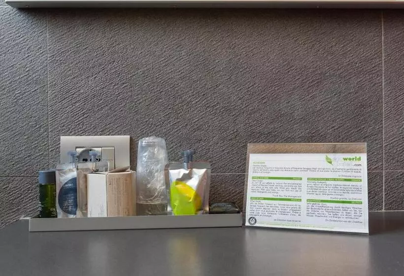 تختخواب و صبحانه Malagigi Guest House