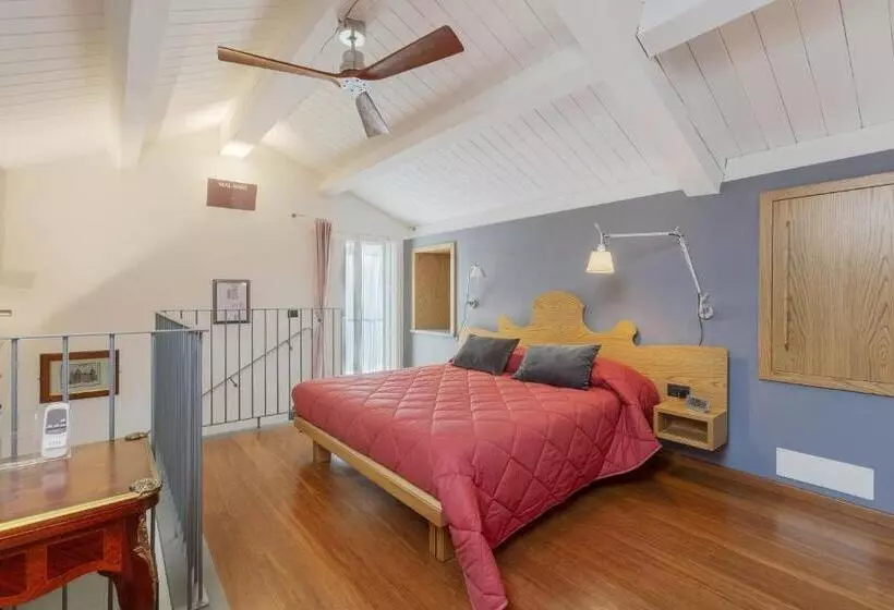 تختخواب و صبحانه Malagigi Guest House