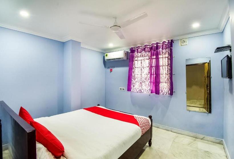 호텔 Oyo 69478 Pudota Grand