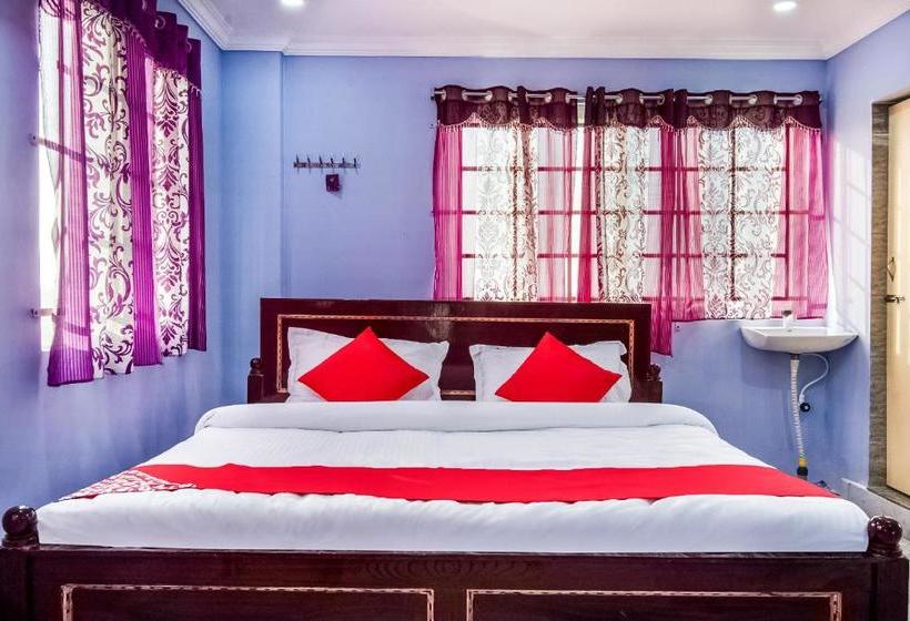 호텔 Oyo 69478 Pudota Grand