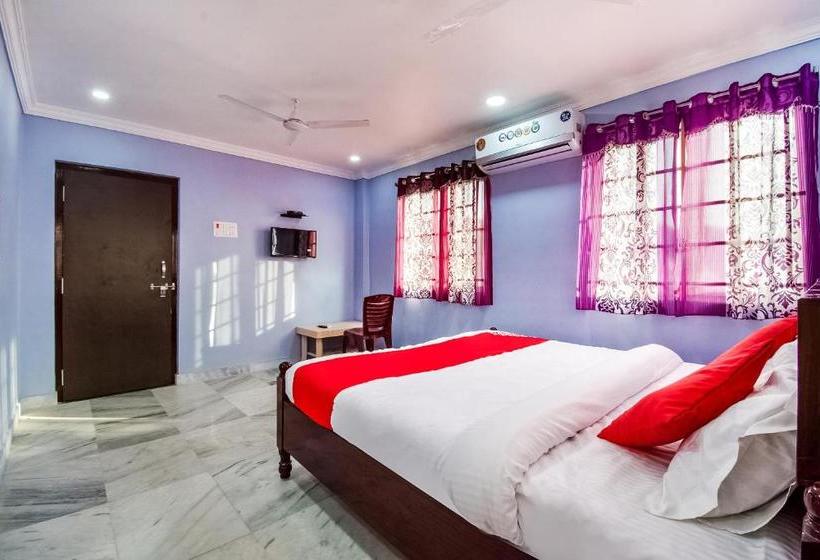 호텔 Oyo 69478 Pudota Grand