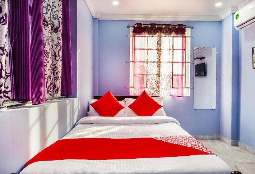 호텔 Oyo 69478 Pudota Grand