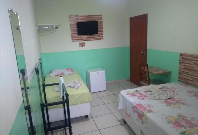 Otel Pousada Dos Amigos