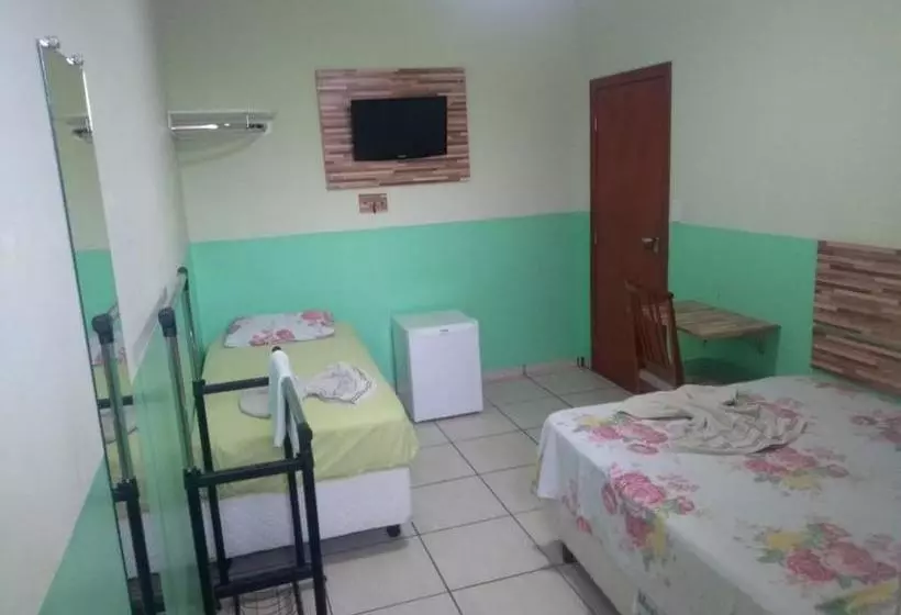 ホテル Pousada Dos Amigos