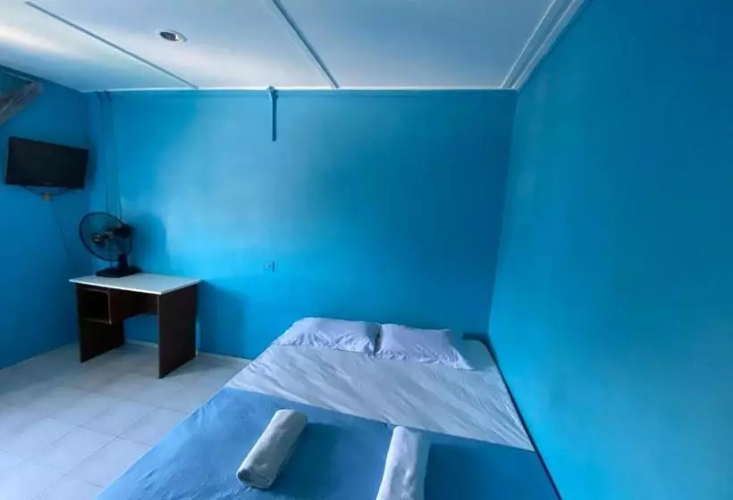 Spot On 89863 Hotel Fah Fah