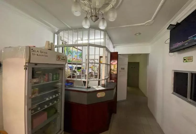 Spot On 89863 Hotel Fah Fah