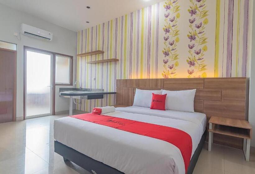 ペンション Reddoorz Plus Near Taman Budaya Samarinda