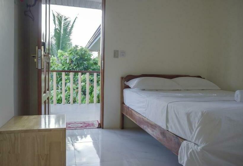 בית מלון כפרי Speed 8 Inn Moalboal