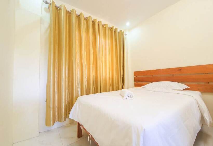 בית מלון כפרי Speed 8 Inn Moalboal