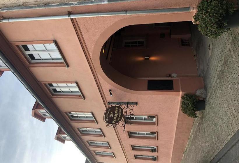 پانسیون Zur Ludwigsbahn