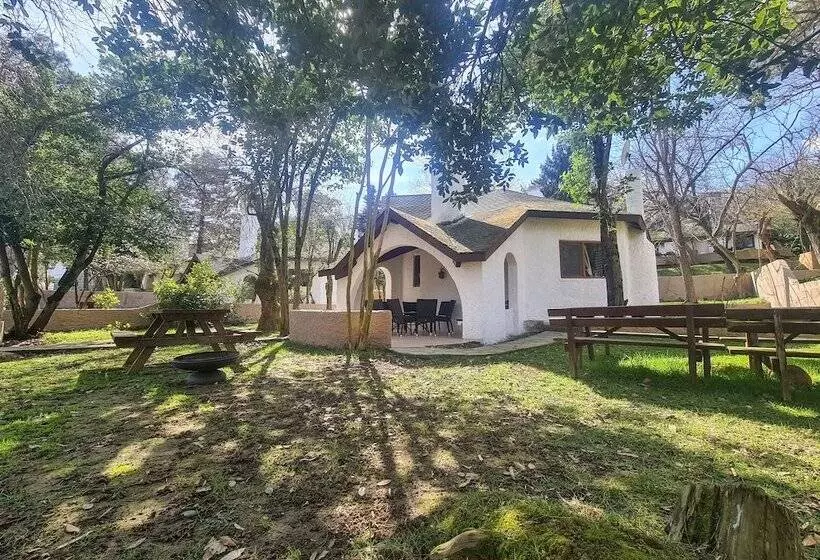 リゾートホテル Polonezköy Country Club & Accommodation In The Wildlife Park!