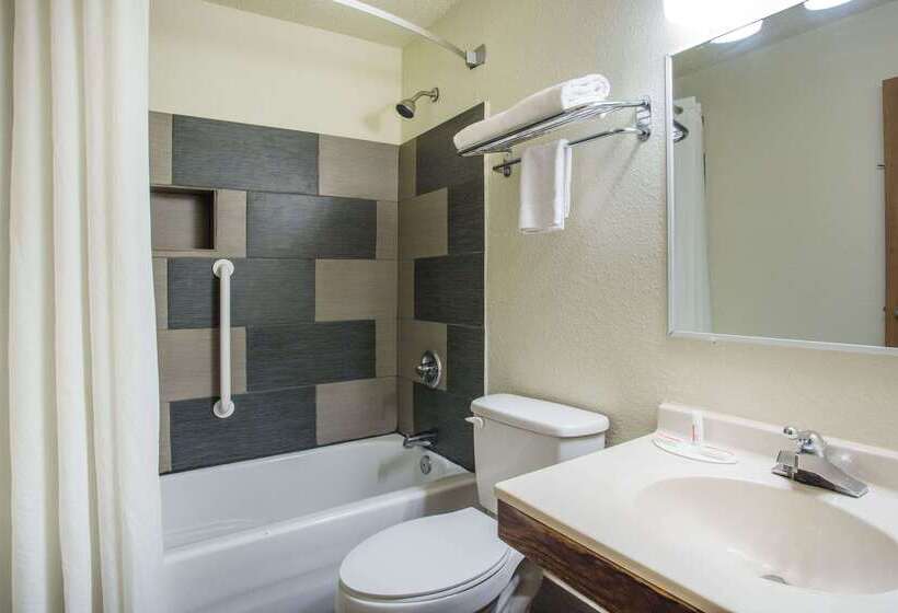 Hotel Super 8 By Wyndham Salem Va