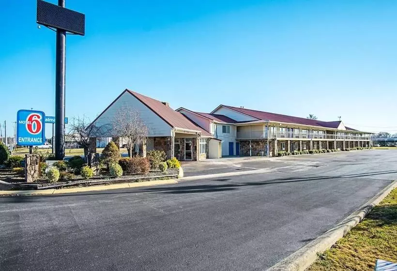 Motel 6 Manchester Tn