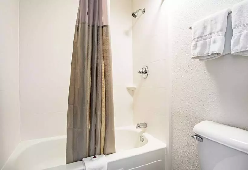 Motel 6 Manchester Tn