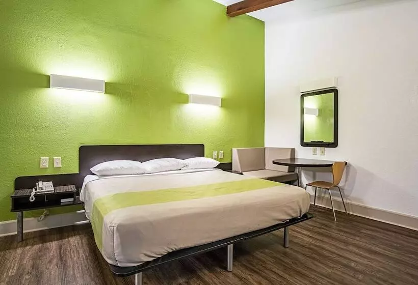 Motel 6 Manchester Tn