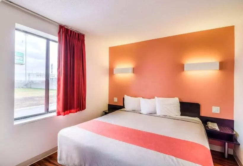 Motel 6 Lansing, Il  Chicago South