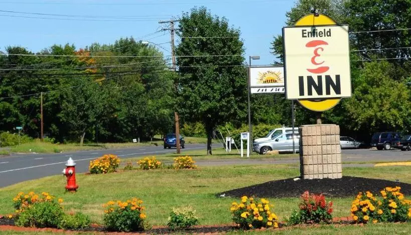 מוטל Enfield Inn