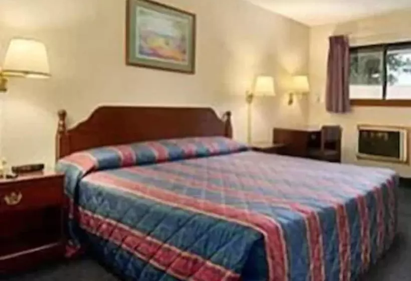 מוטל Enfield Inn