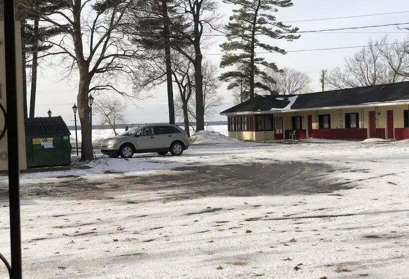 汽车旅馆  Sun N Snow