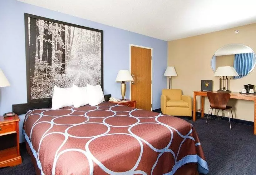 汽车旅馆 Super 8 By Wyndham Adrian