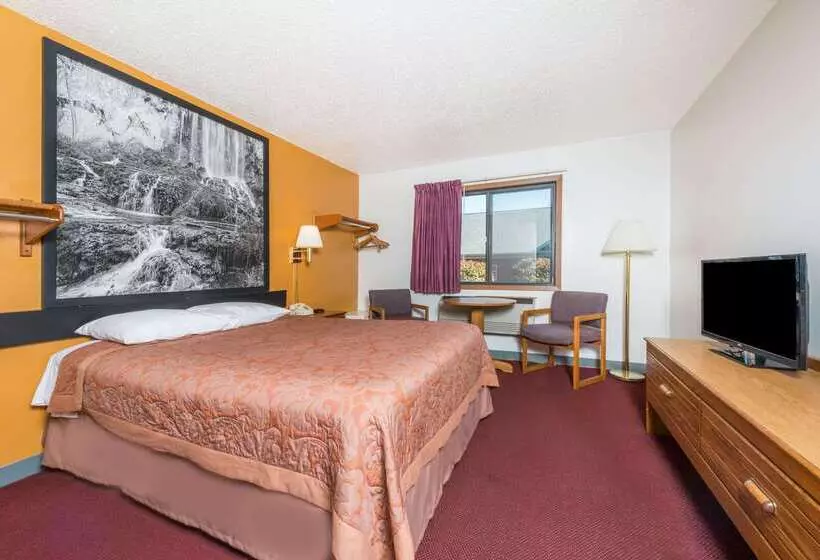 汽车旅馆  Super 8 By Wyndham Front Royal