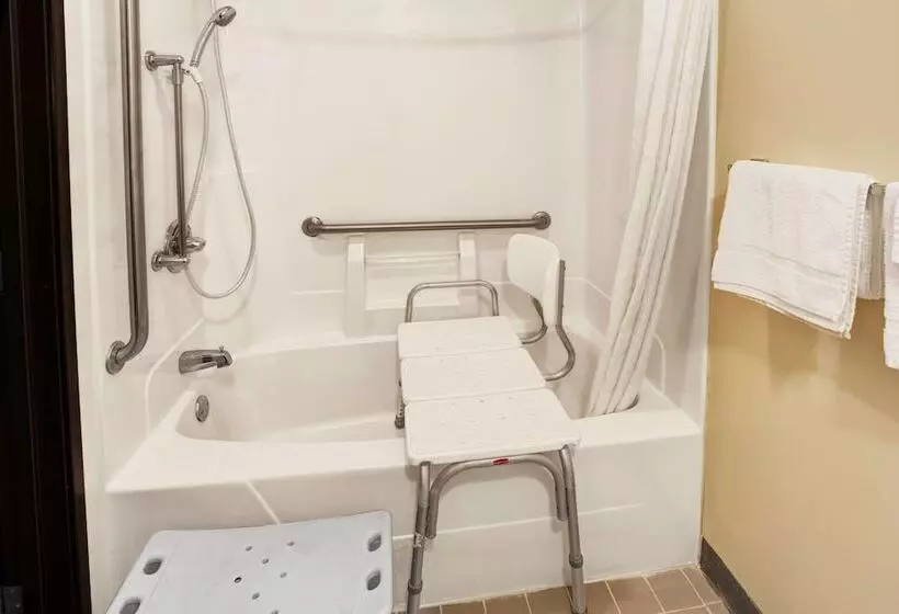 모텔 Super 8 By Wyndham Heath/newark