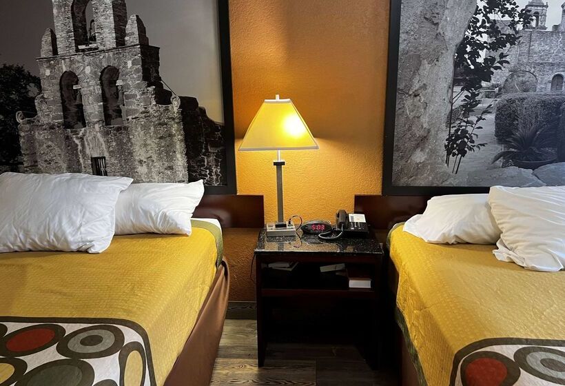 مُتل Super 8 By Wyndham Houston West Katy