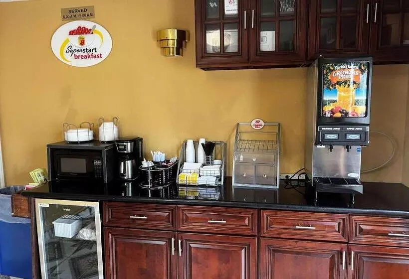 מוטל Super 8 By Wyndham Houston West Katy