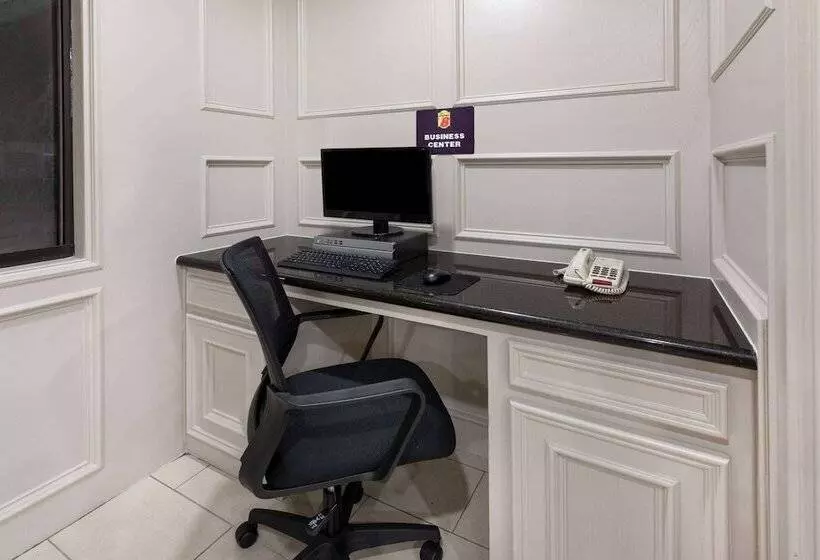 모텔 Super 8 By Wyndham League City Kemah Area