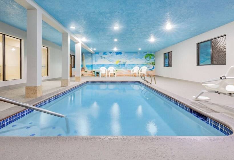 モーテル Super 8 By Wyndham League City Kemah Area