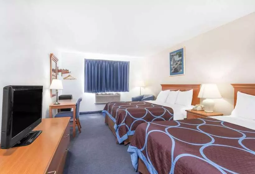 Motel Super 8 By Wyndham Montgomery Maybrook