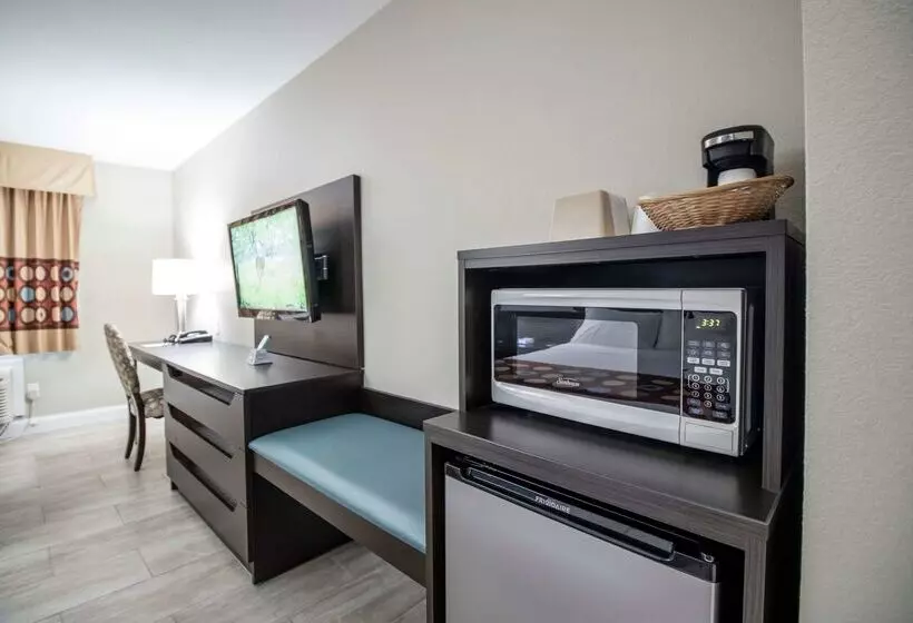 汽车旅馆  Super 8 By Wyndham Owensboro