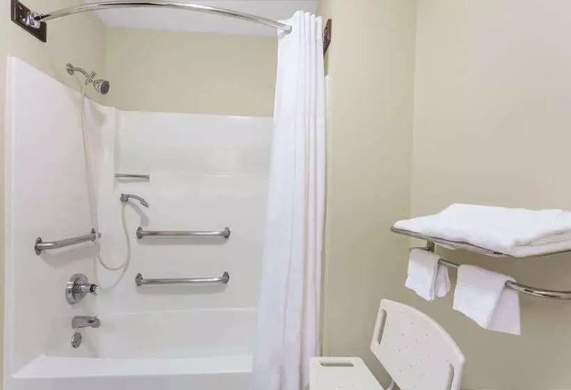 汽车旅馆  Super 8 By Wyndham Owensboro