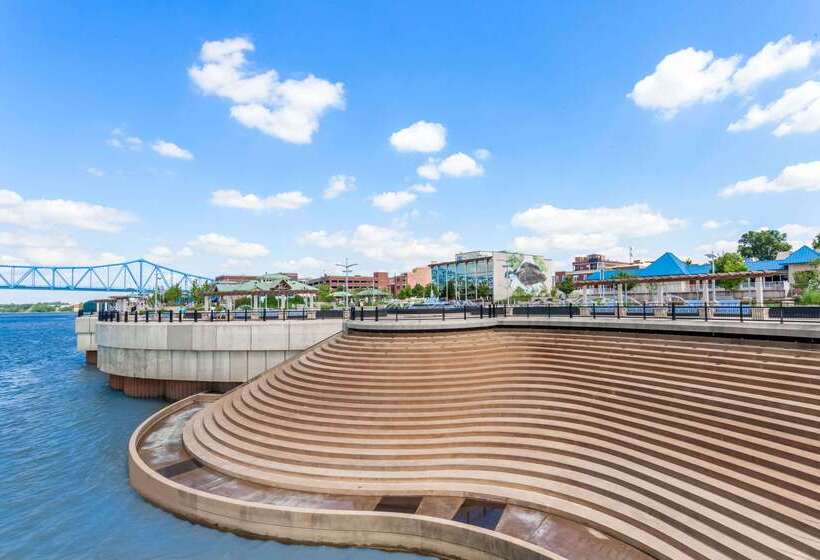 Motel Super 8 By Wyndham Owensboro